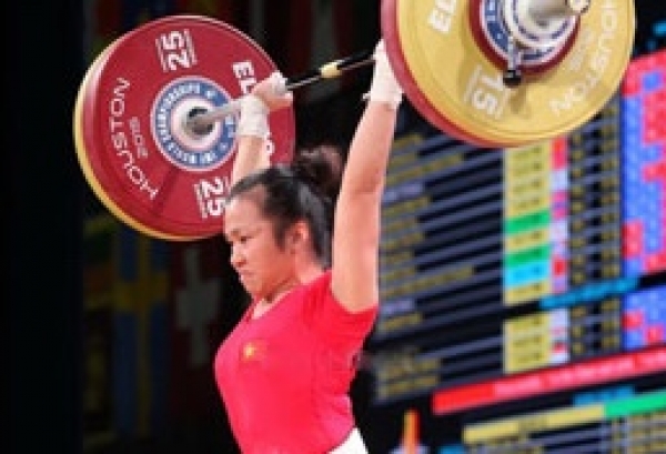 Đội tuyển cử tạ: Chọn nữ l&agrave;m chủ c&ocirc;ng