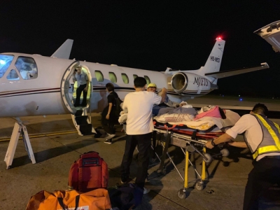 Vụ tạt a x&iacute;t ở Quảng Ng&atilde;i: D&ugrave;ng chuy&ecirc;n cơ chuyển nạn nh&acirc;n qua Canada điều trị