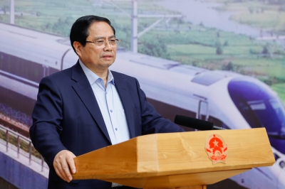 Thủ tướng: Khẩn cấp l&agrave;m tuyến đường sắt kết nối TPHCM với s&acirc;n bay Long Th&agrave;nh