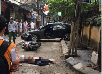 Nữ t&agrave;i xế xe Camry l&ugrave;i xe t&ocirc;ng chết người phụ nữ đi xe m&aacute;y
