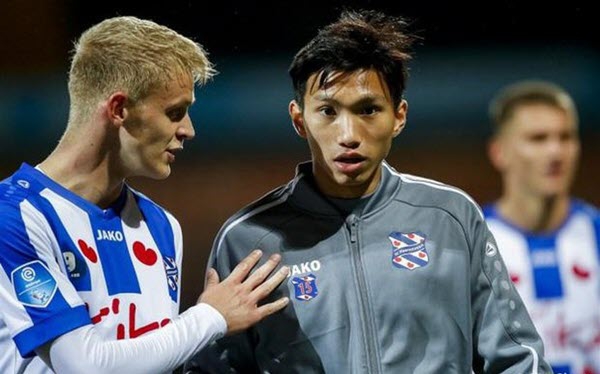 Văn Hậu đối diện tương lai mịt m&ugrave; tại Heerenveen