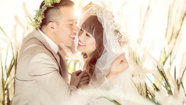 Hari Won: &quot;Với Trấn Thành, tôi giống như thứ giải trí vậy&quot;