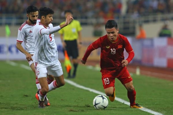 Trưởng đo&agrave;n U23 UAE: U23 Việt Nam nhiều ng&ocirc;i sao, ấn tượng nhất Quang Hải
