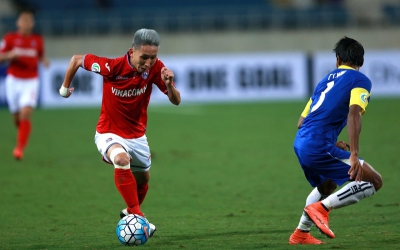 Vua kiến tạo V-League tự ứng cử với HLV Park l&ecirc;n ĐTQG