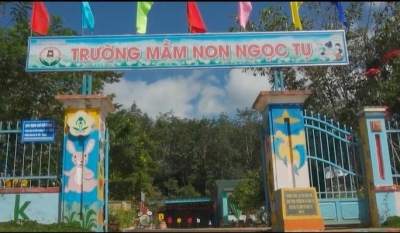 H&agrave;ng chục gi&aacute;o vi&ecirc;n sập bẫy "thu lộc"