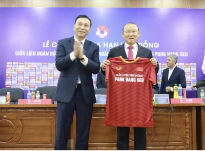 Thầy Park sẽ giữ hết trợ l&yacute; người H&agrave;n