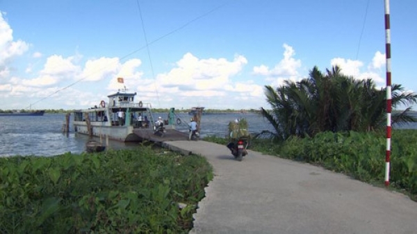 Hậu Giang: Khuất tất việc mở bến ph&agrave; ở Khu c&ocirc;ng nghiệp s&ocirc;ng Hậu?