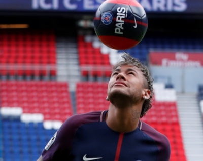 Neymar đắt gi&aacute; nhất thế giới, PSG v&agrave; Barcelona g&aacute;nh "khoản thua lỗ thế kỷ"