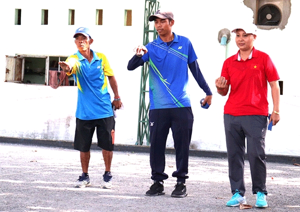 Bi sắt S&oacute;c Trăng lần đầu c&oacute; 3 vđv dự SEA Games