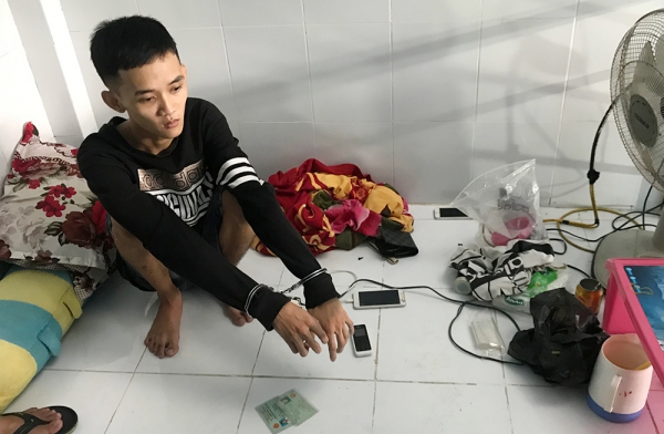 Bắt giữ 2 đối tượng thuê phòng trọ tàng trữ ma túy