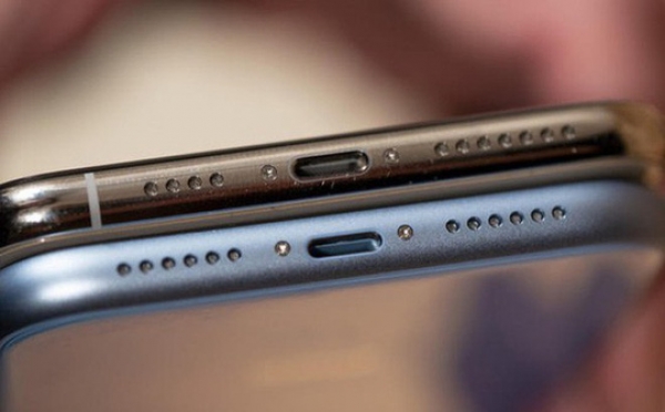 iPhone 2019: 3 camera, sạc ngược không dây, mặt lưng kính mờ?
