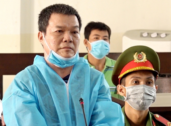 Ghen tuông, chồng phóng hỏa đốt nhà giết chết vợ