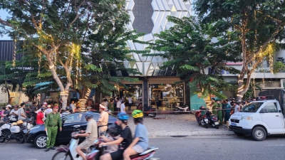 Nhân viên quán karaoke tại Đà Nẵng chém khách đến chết