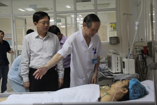 Tai nạn 14 người thương vong: Tin mới nhất về sức khỏe c&aacute;c nạn nh&acirc;n