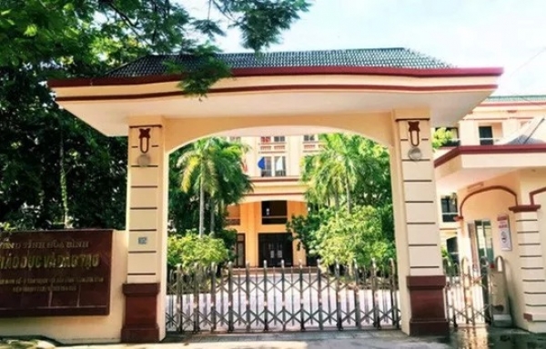 Ph&aacute; đền để x&acirc;y biệt thự